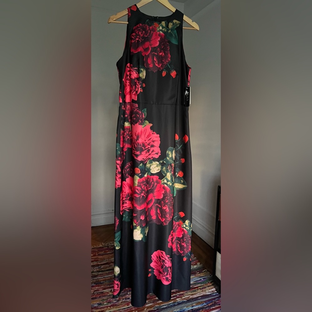 Floral maxi black/red/green prom/bridesmaid dress
